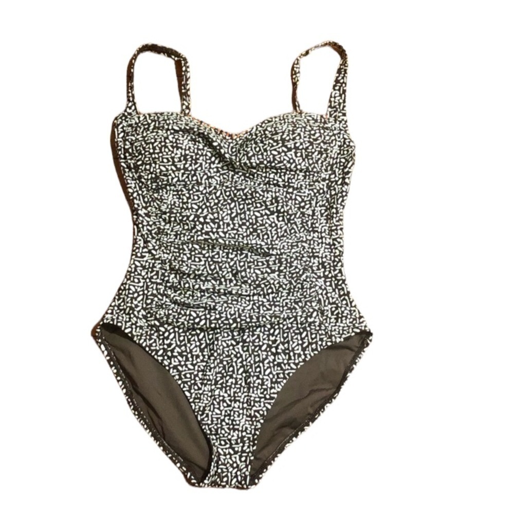 La Blanca One Piece swimsuit women’s size 6